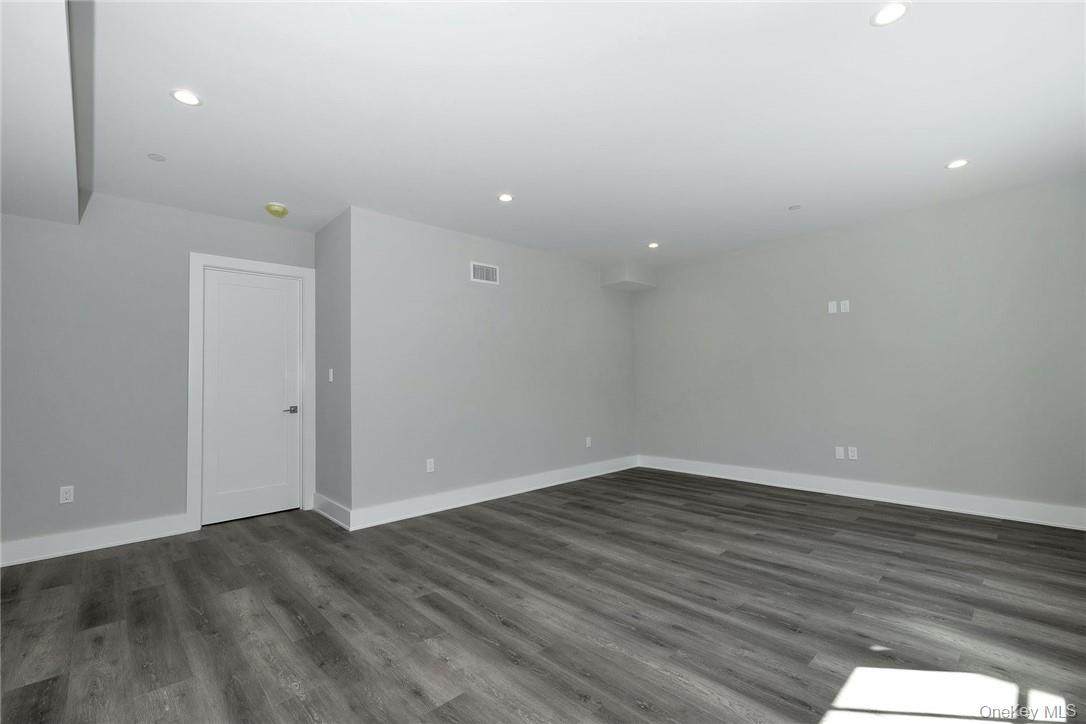 40 Devoe Street  #B Photo 23