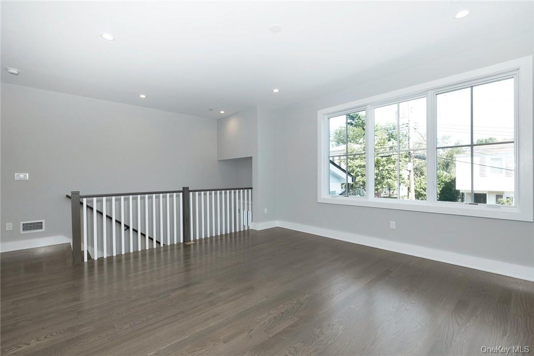 40 Devoe Street  #B Photo 9