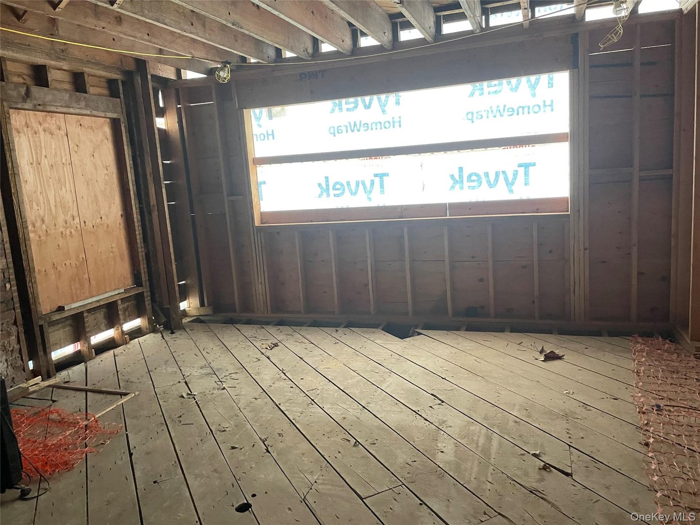 523 N Midland Avenue Photo 11