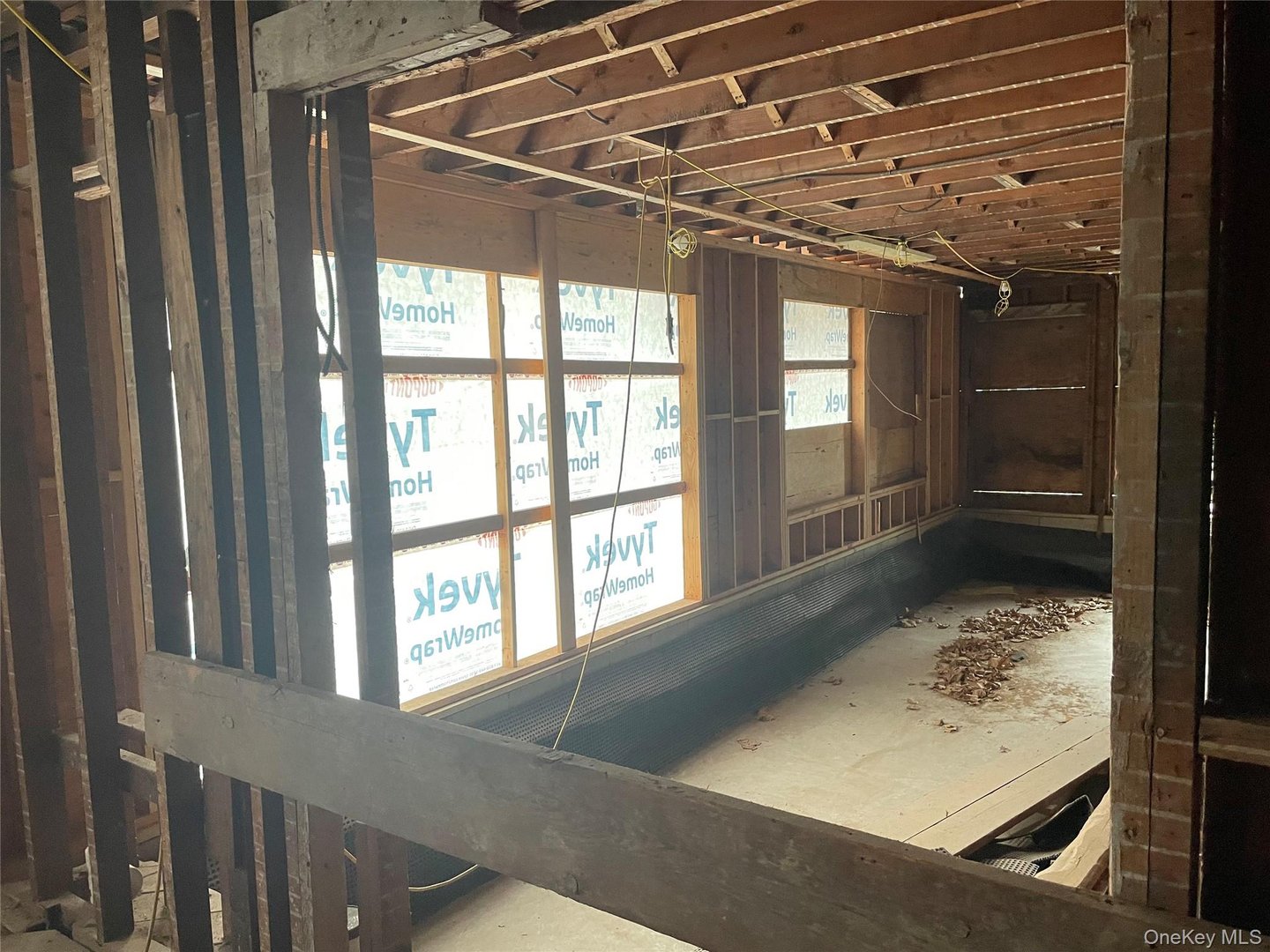 523 N Midland Avenue Photo 12