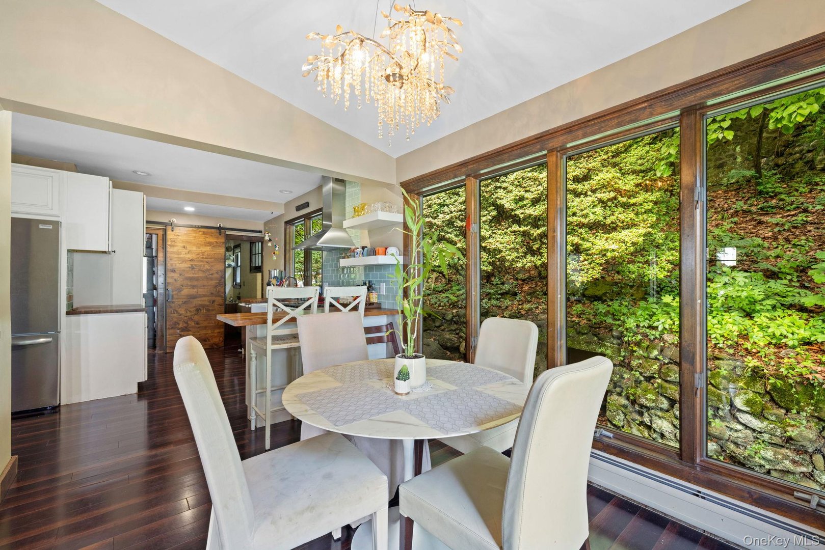 35 Upper Ritie Street Photo 14