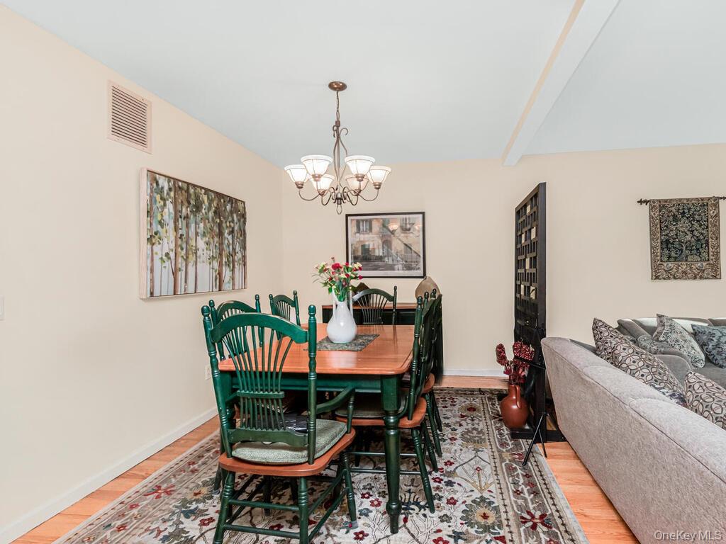 75 Colby Lane Photo 5