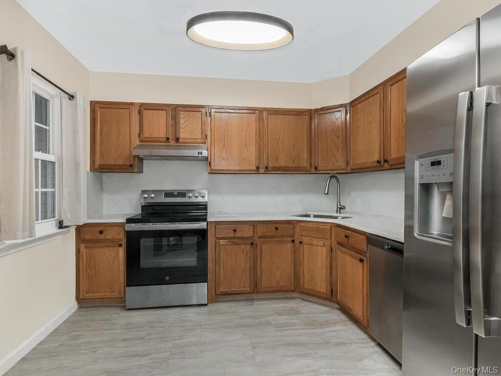 75 Colby Lane Photo 4