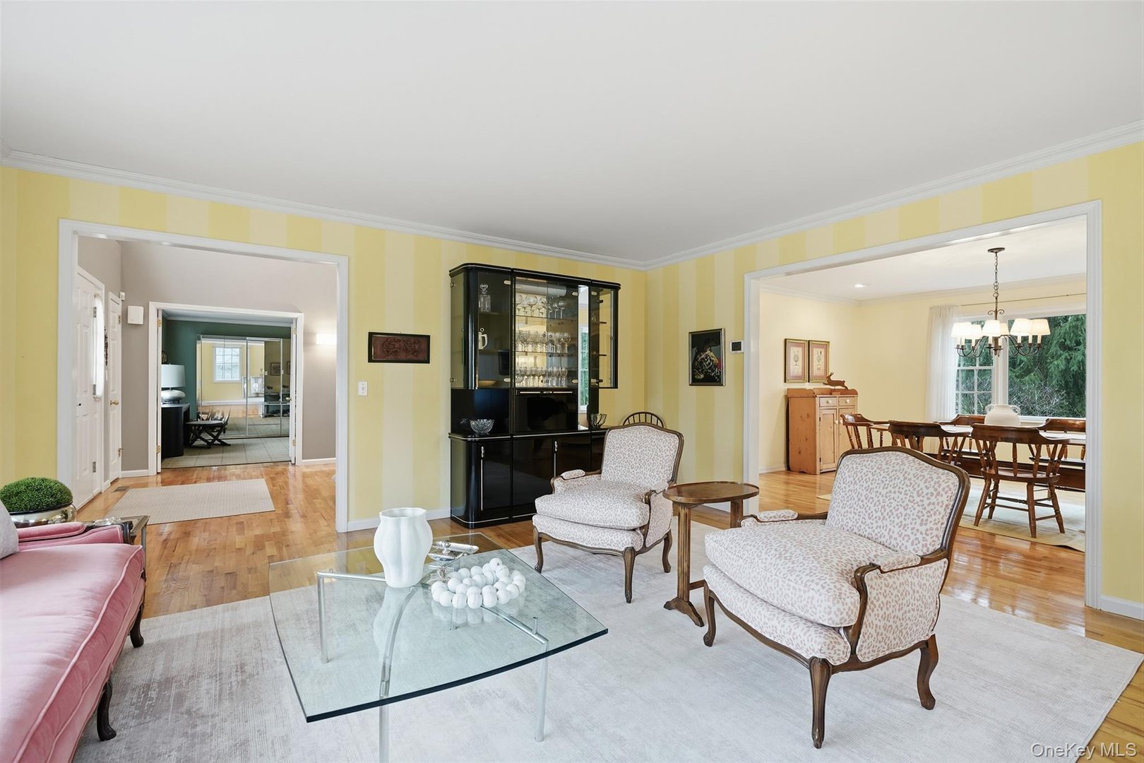 758 King Street Photo 5