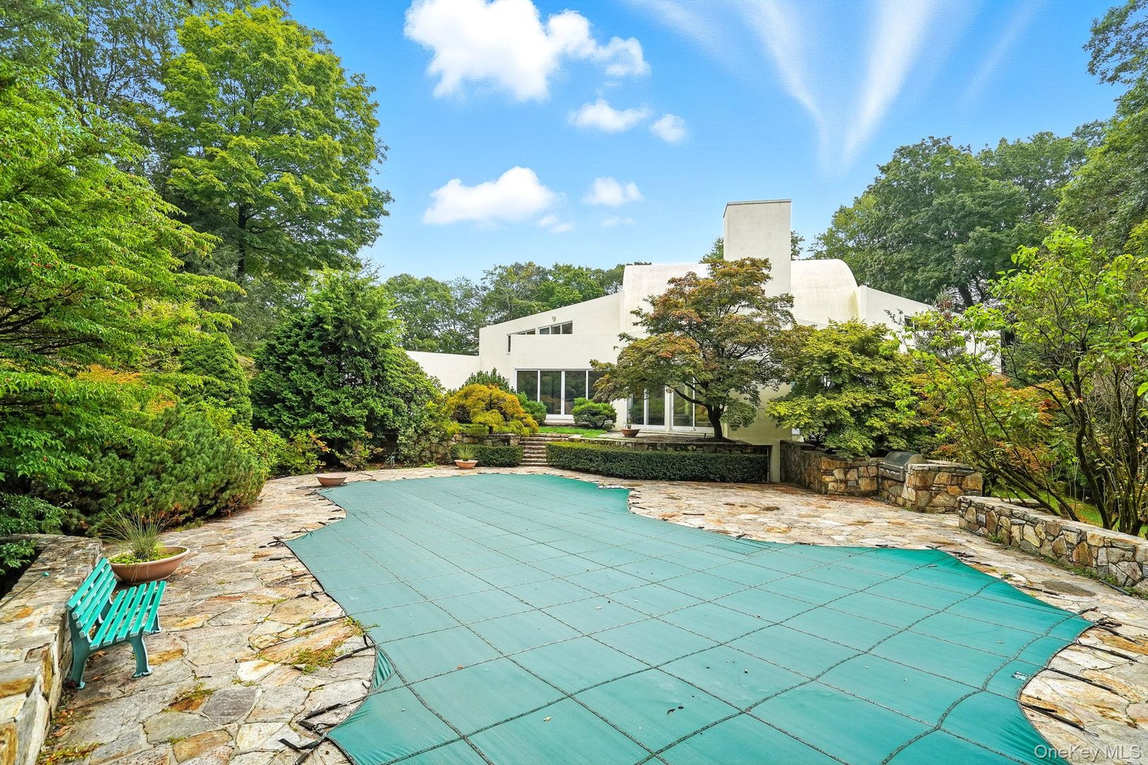 20 Bessel Lane Photo 31