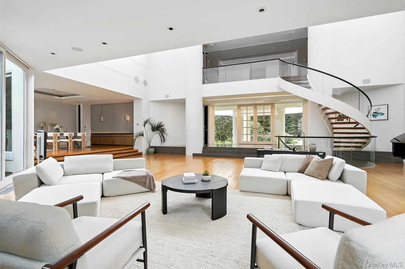 20 Bessel Lane Photo 10