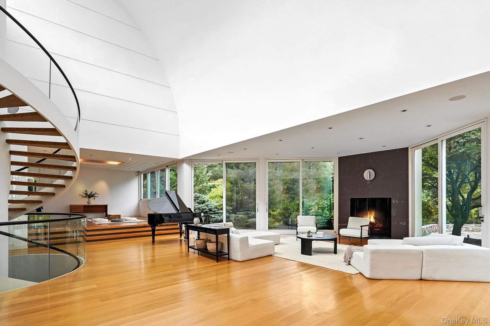 20 Bessel Lane Photo 9