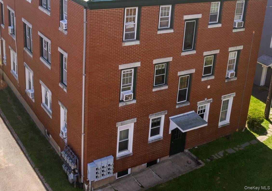 128 High Avenue Photo 2