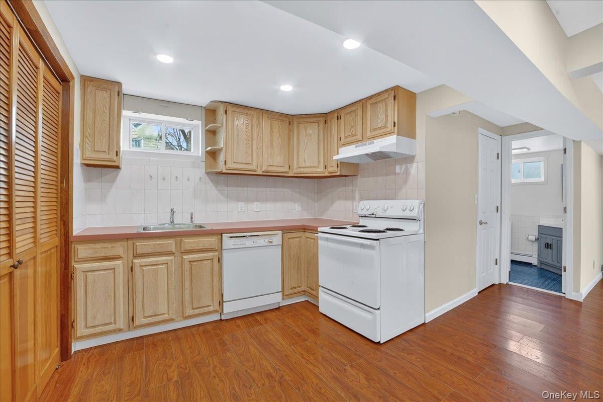 19 N French Avenue Photo 37