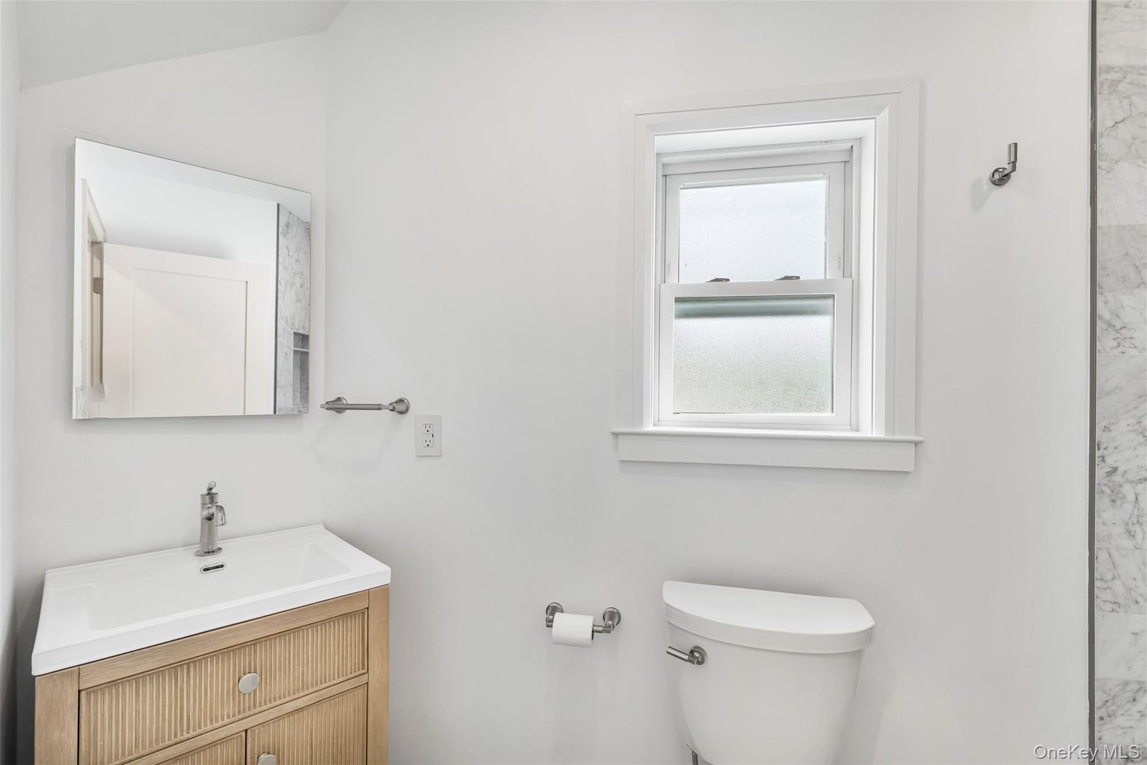 118 Soundview Avenue Photo 34