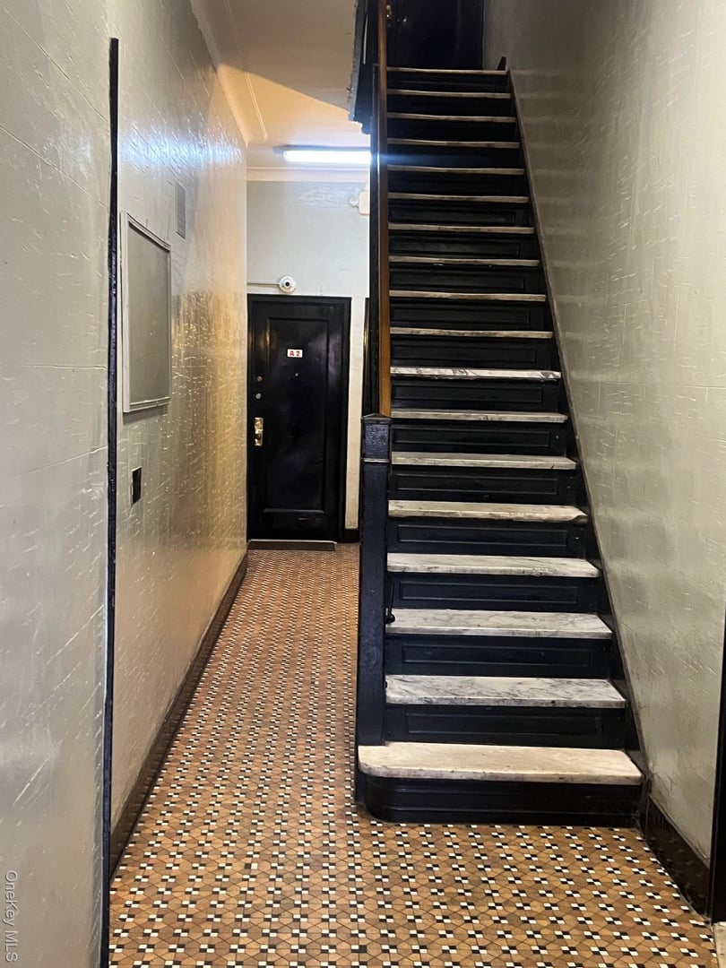 20 W Roosevelt Square Photo 2