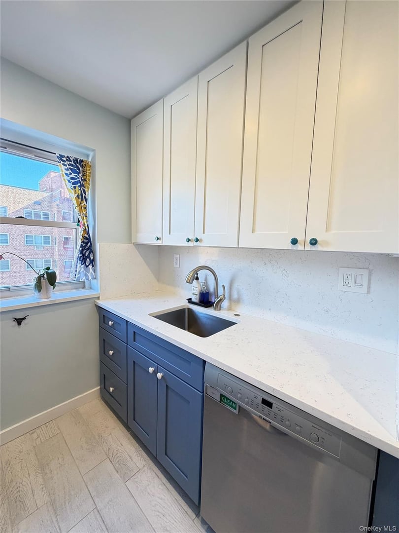 80 E Hartsdale  #621 Photo 6