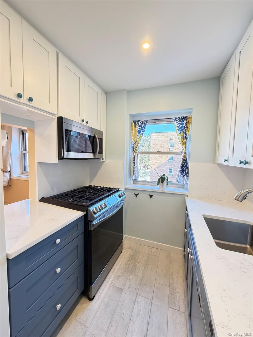 80 E Hartsdale  #621 Photo 5