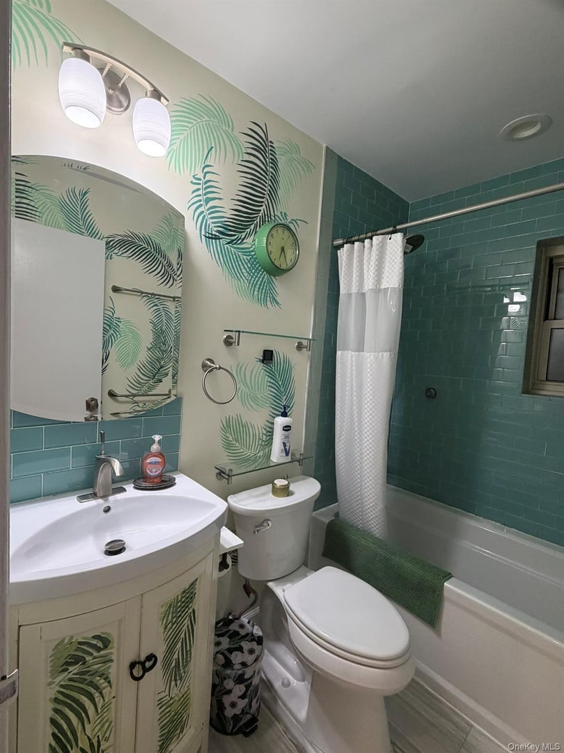 80 E Hartsdale  #621 Photo 19