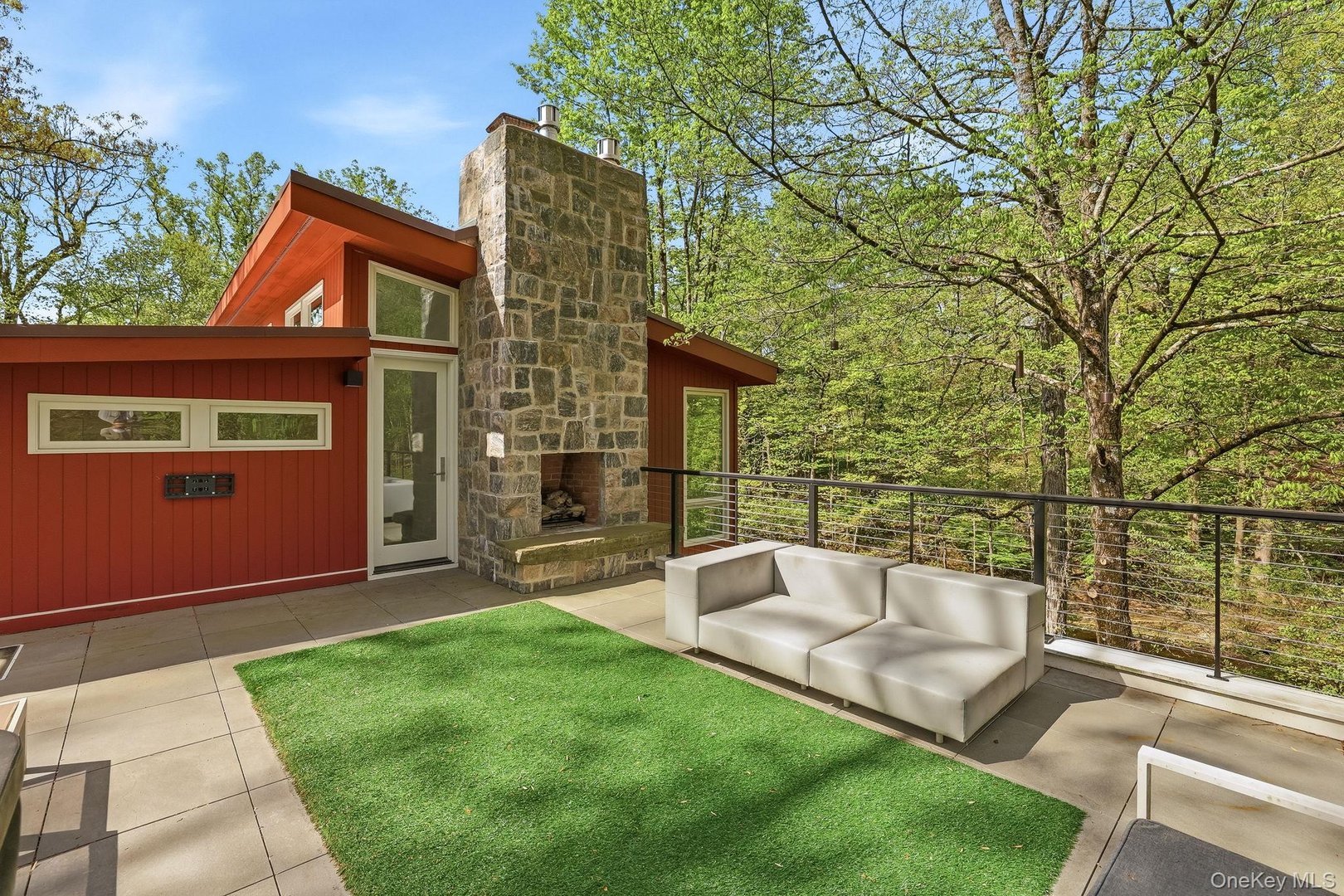 150 N Healy Avenue Photo 38