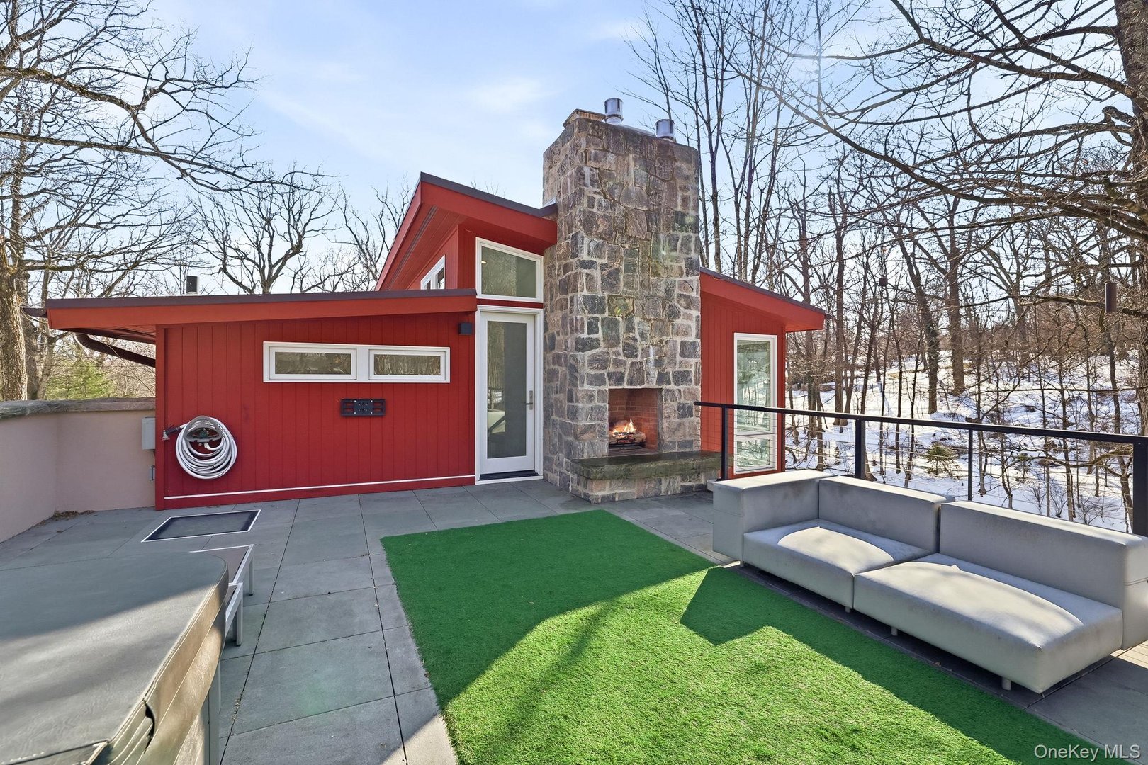 150 N Healy Avenue Photo 40