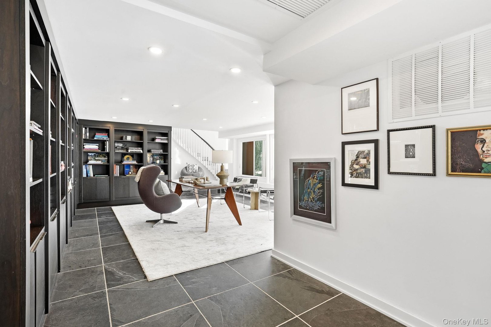 150 N Healy Avenue Photo 30