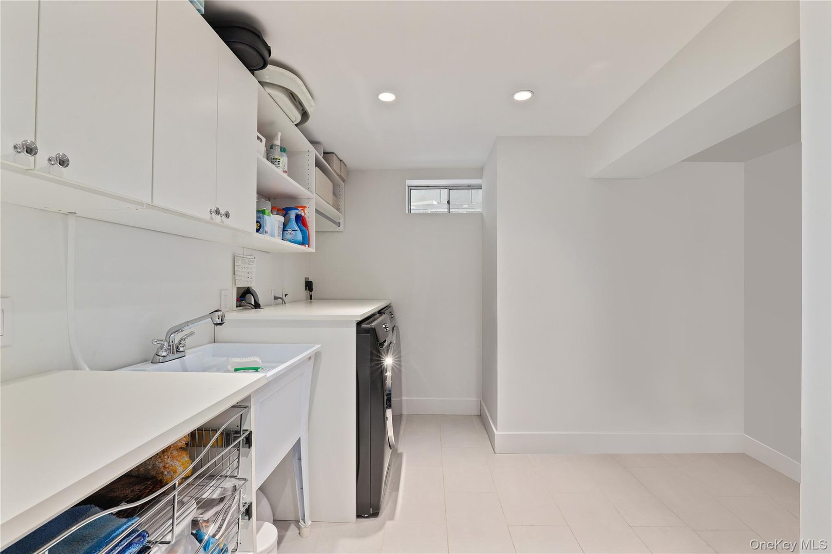 21 Black Spring Road Photo 31