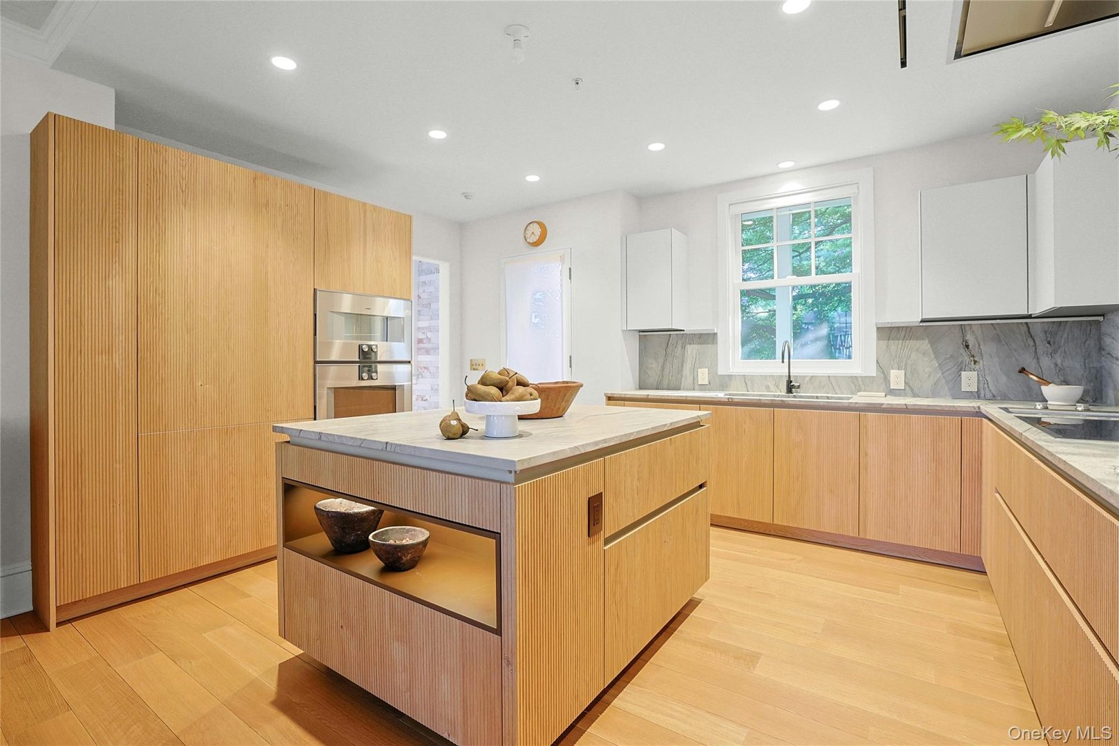 1 Washington Avenue Photo 14