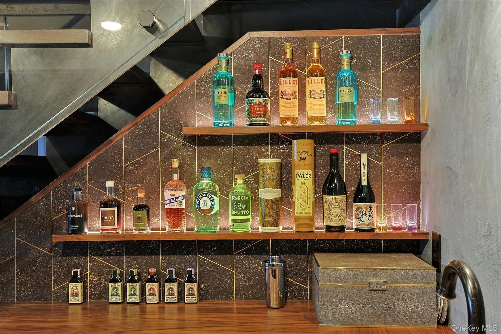 1 Washington Avenue Photo 37