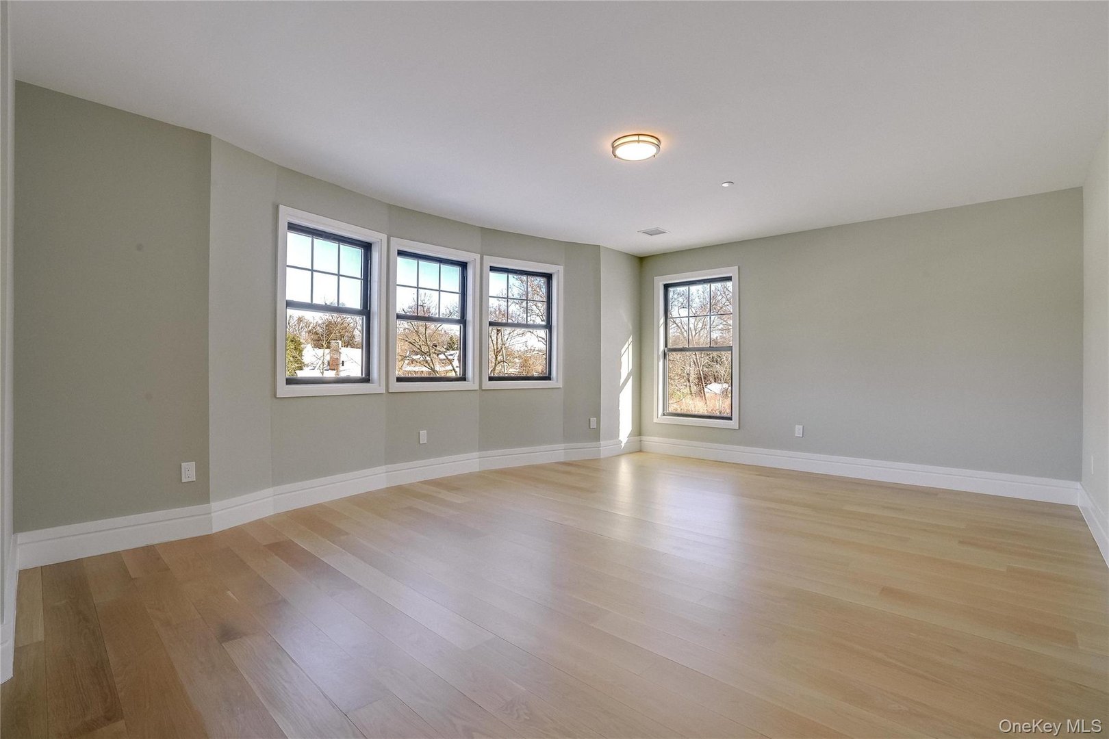 80 Brookdale Avenue Photo 10