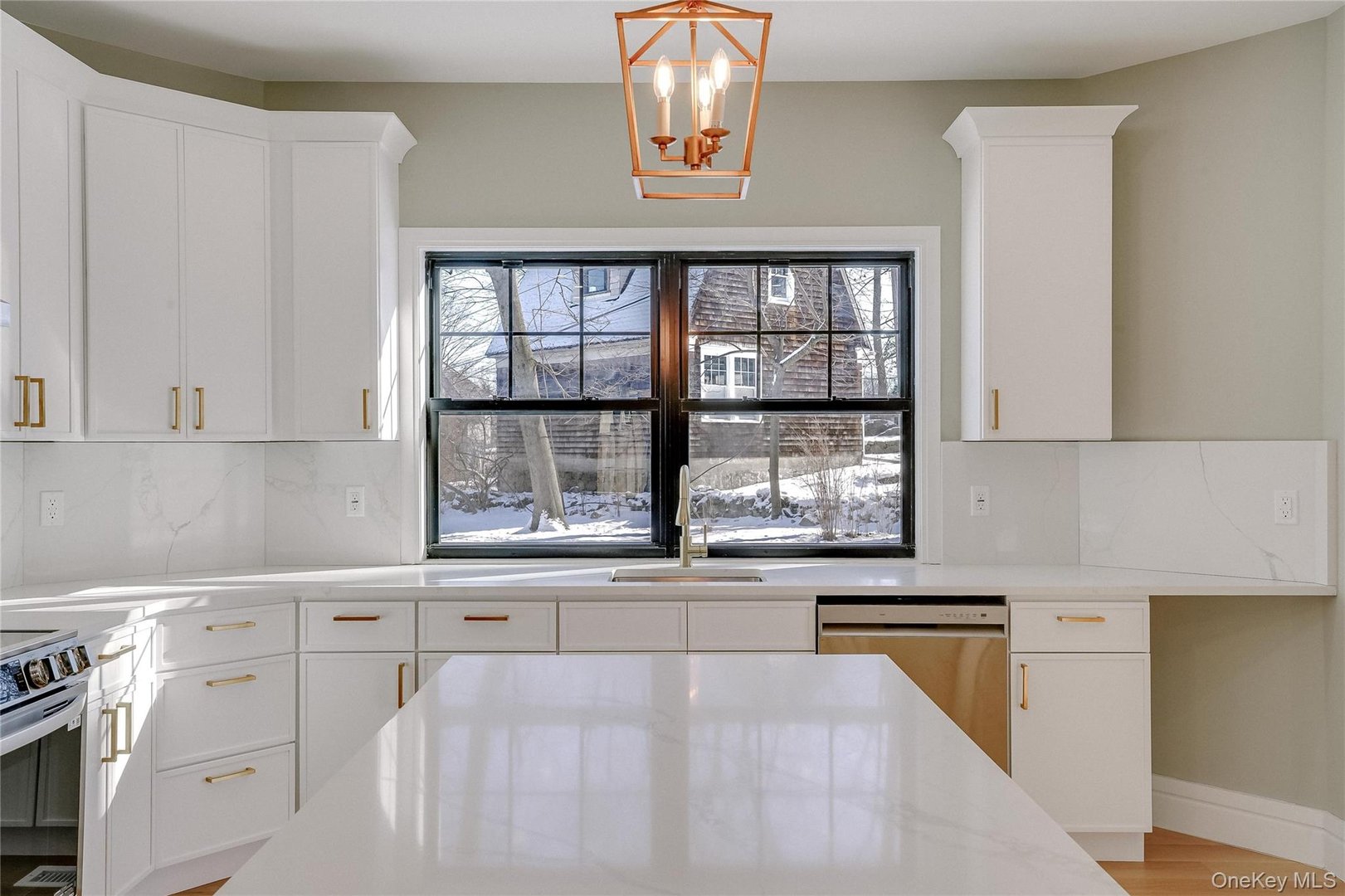 80 Brookdale Avenue Photo 5