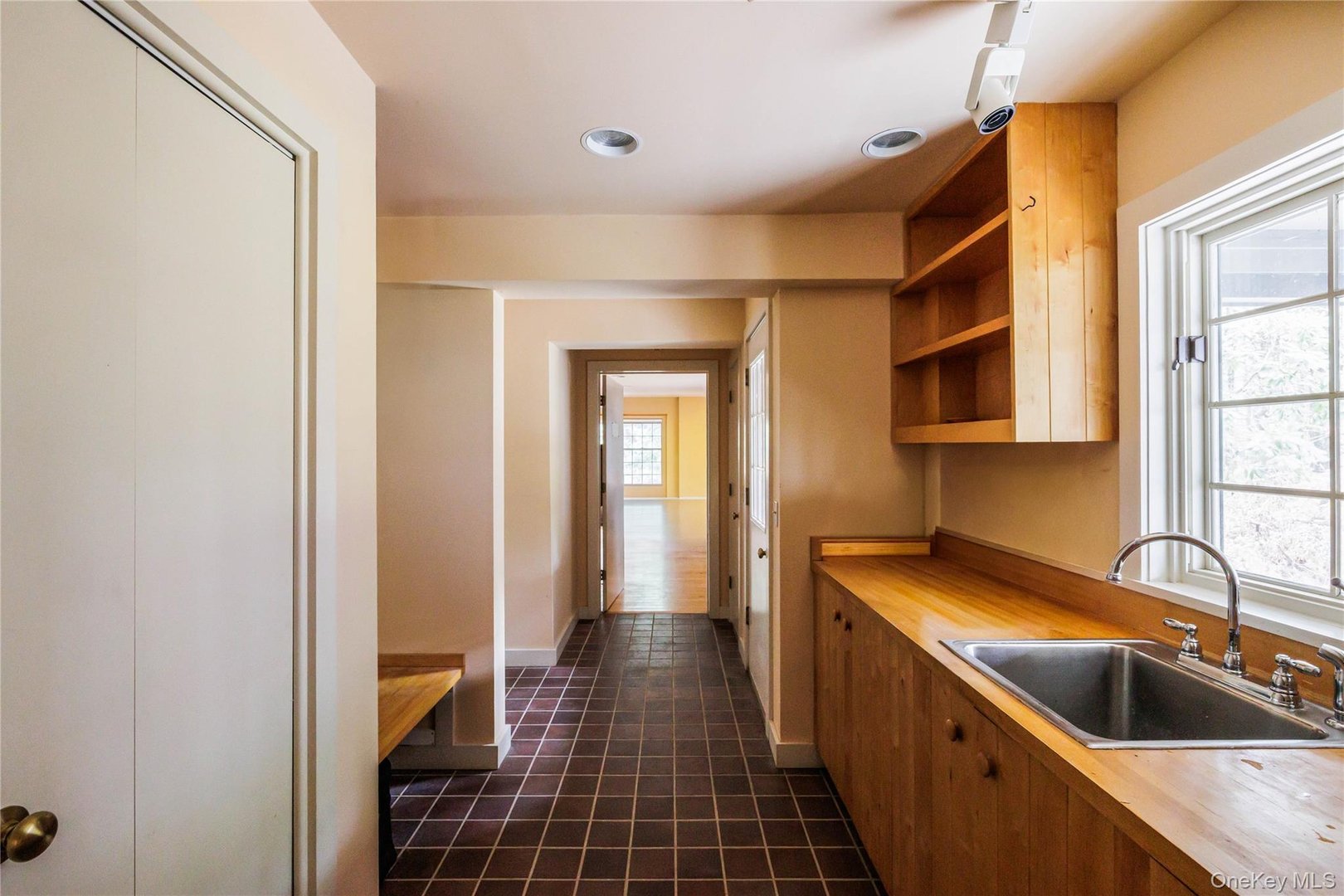 126 Shaker Ridge Drive Photo 29