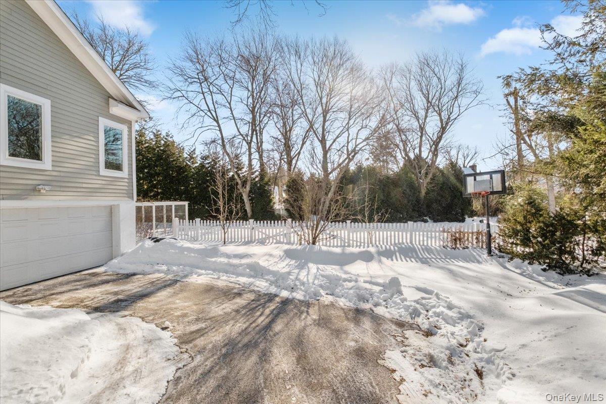 9 Thomas Lane Photo 30