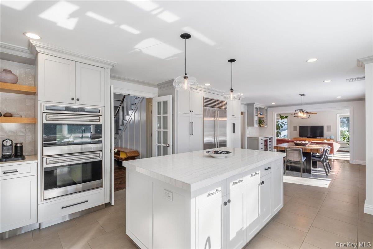 9 Thomas Lane Photo 9