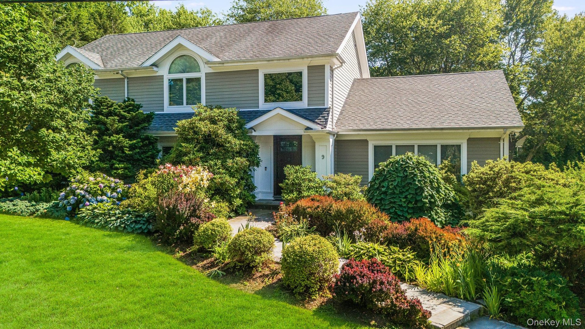 9 Thomas Lane Photo 1