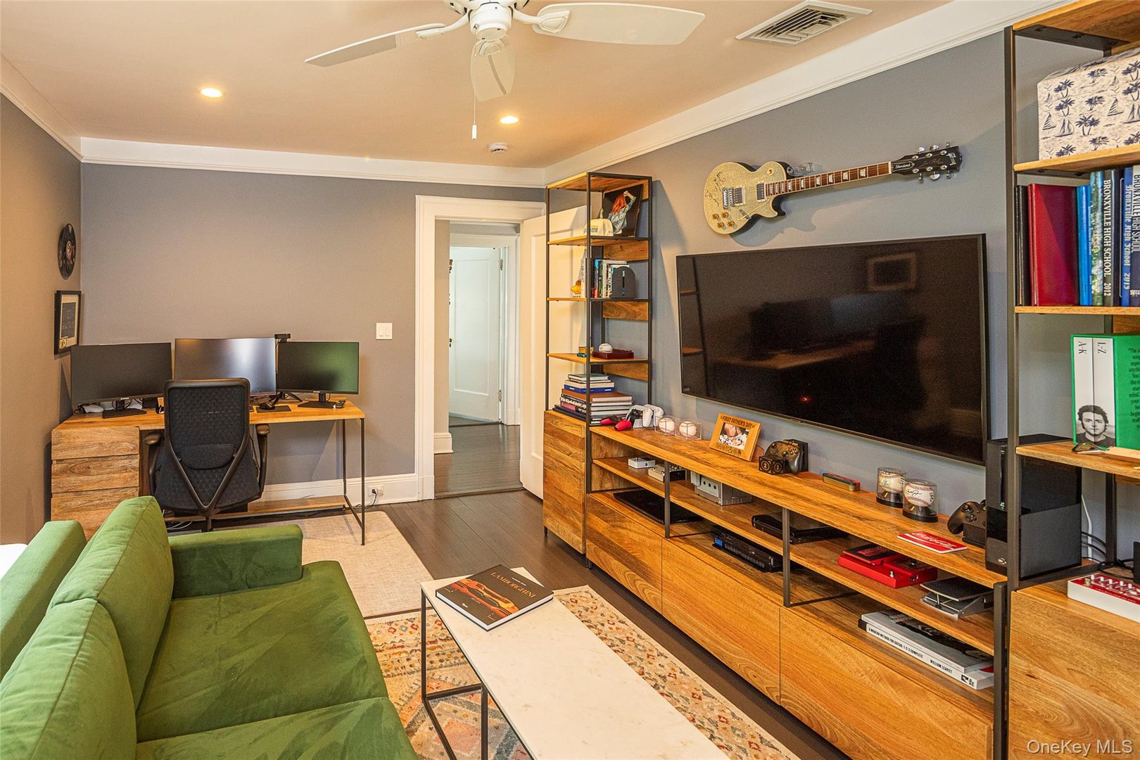 119 Pondfield Road W Photo 32