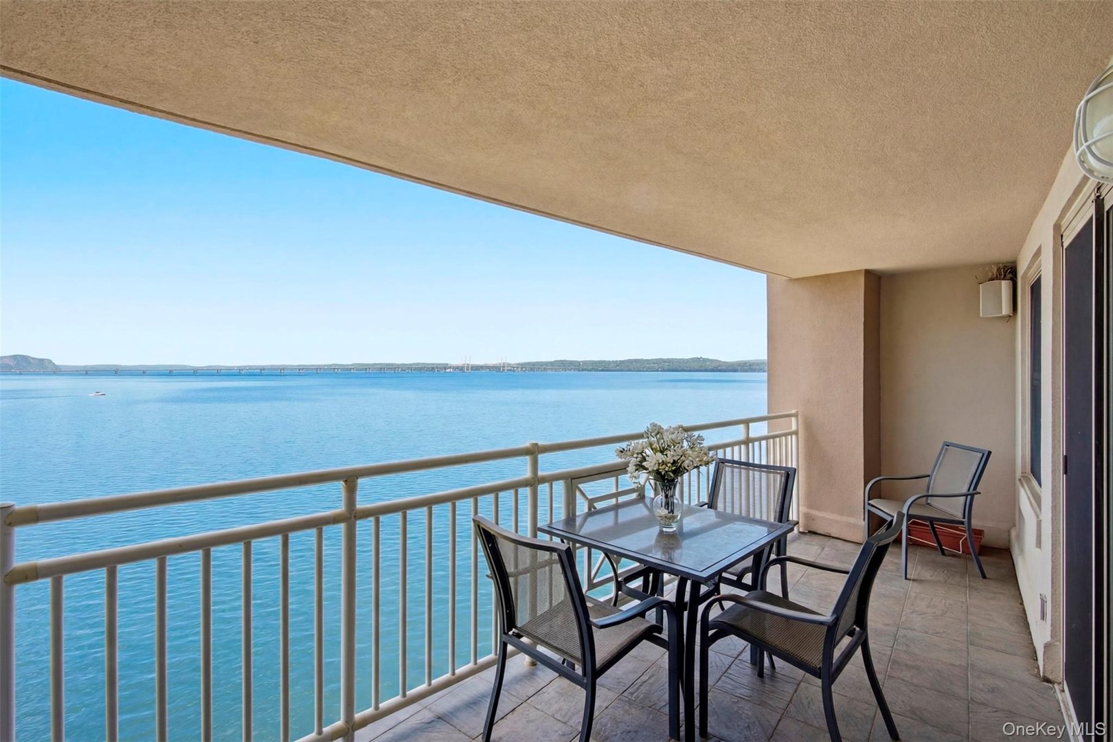 401 Harbor Cove Photo 7