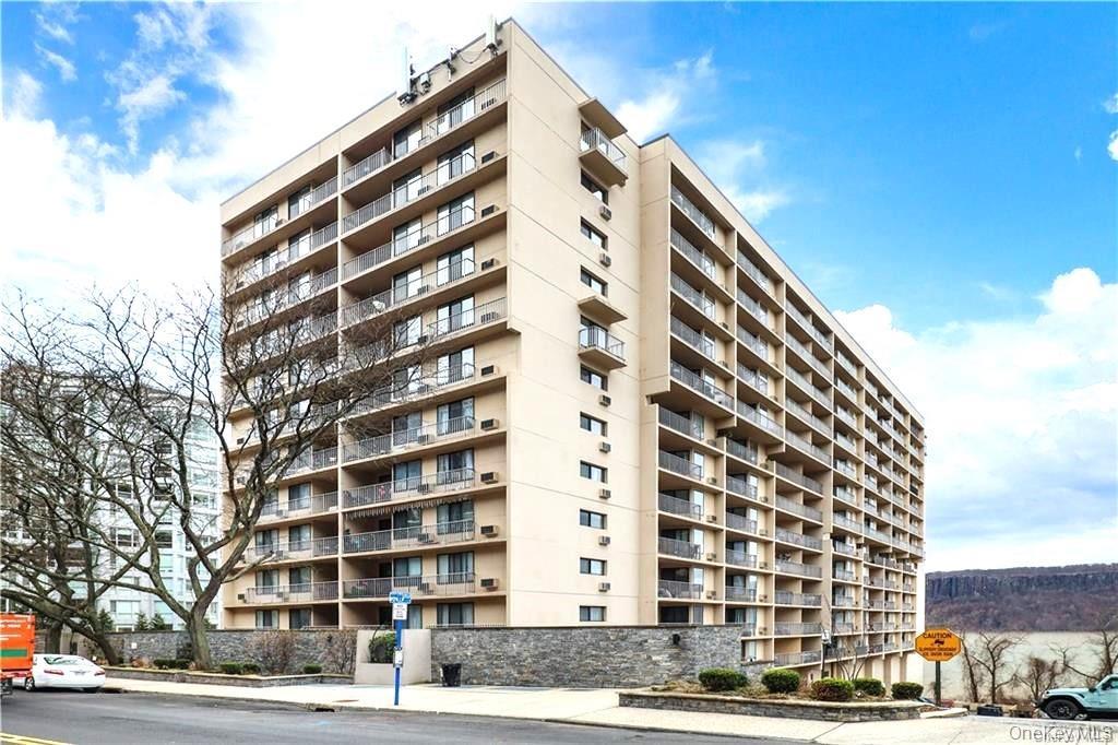 1155 Warburton Avenue  #9T Photo 1