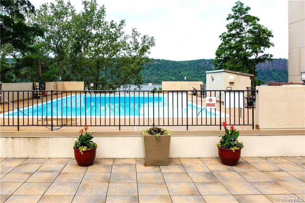 1155 Warburton Avenue  #9T Photo 32