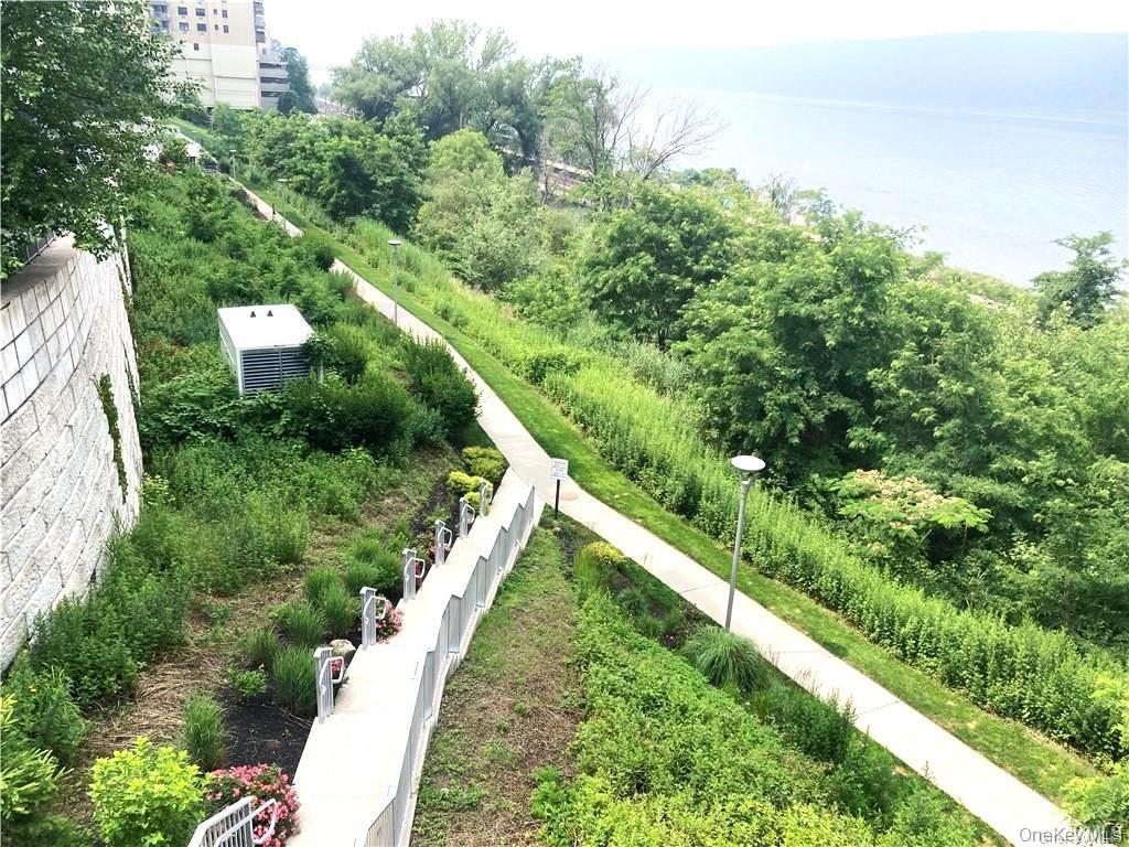 1155 Warburton Avenue  #9T Photo 41