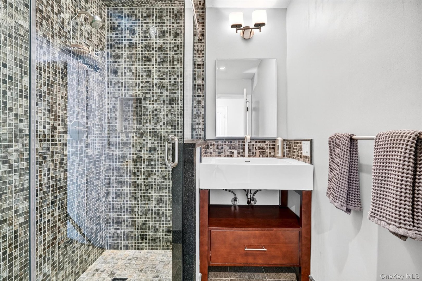 18 Reynolds Lane Photo 39