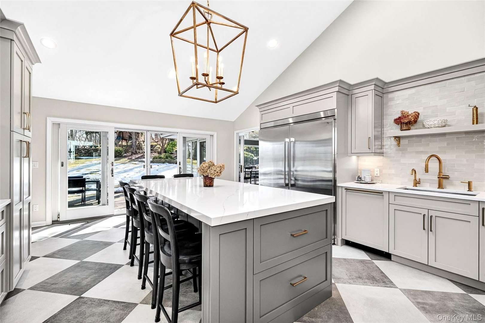 18 Reynolds Lane Photo 15