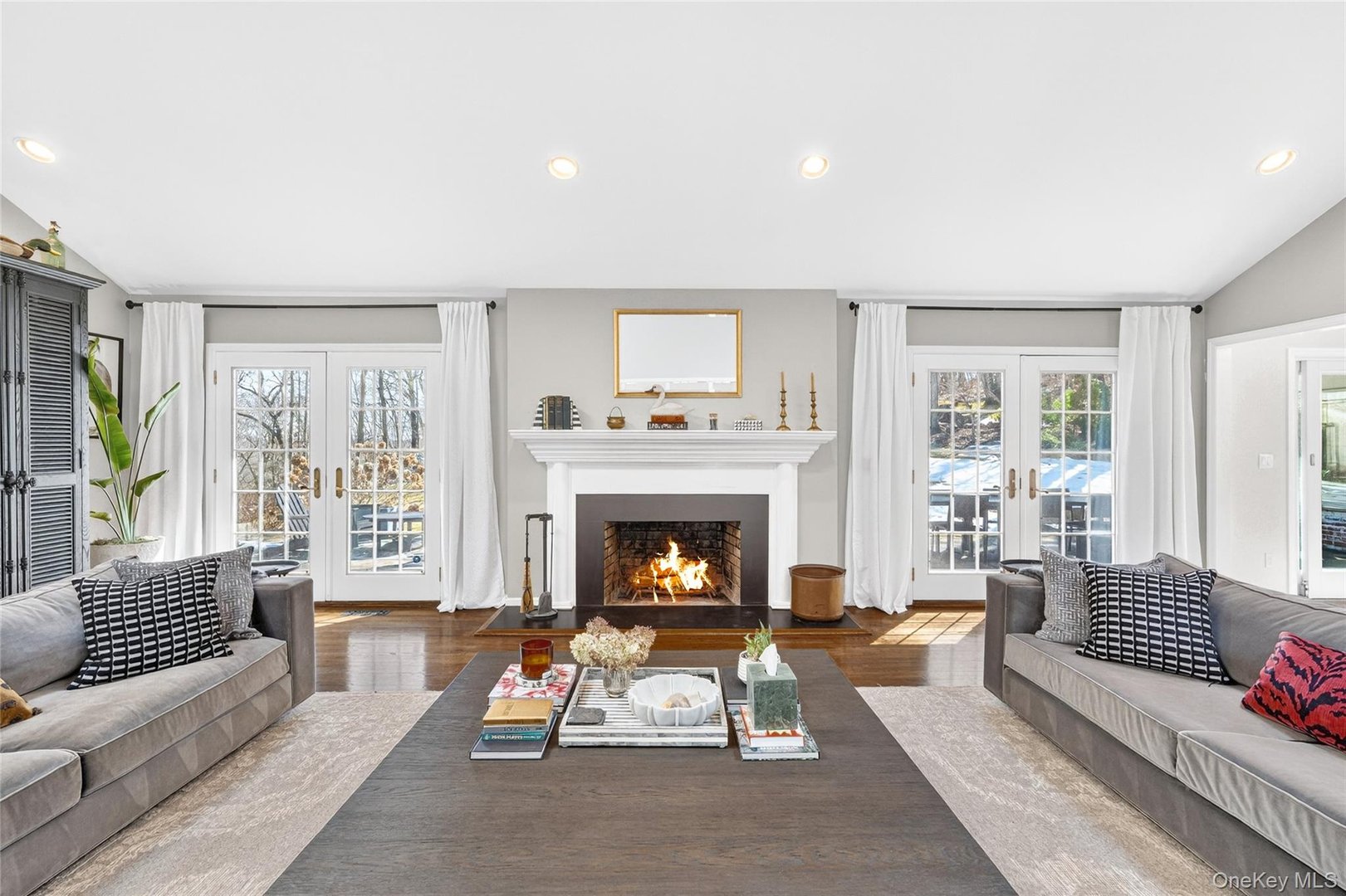 18 Reynolds Lane Photo 7