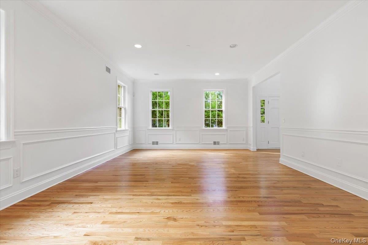 2 Saunders Street Photo 16