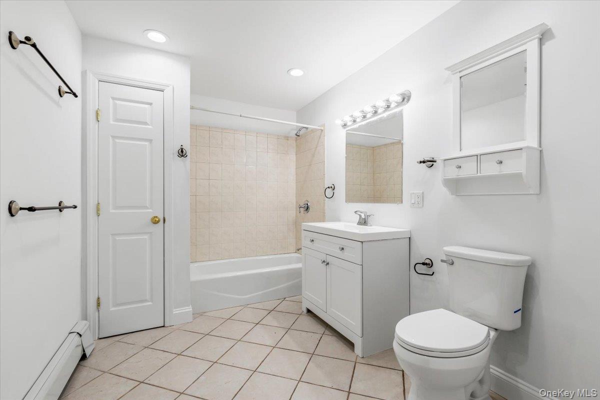 2 Saunders Street Photo 32