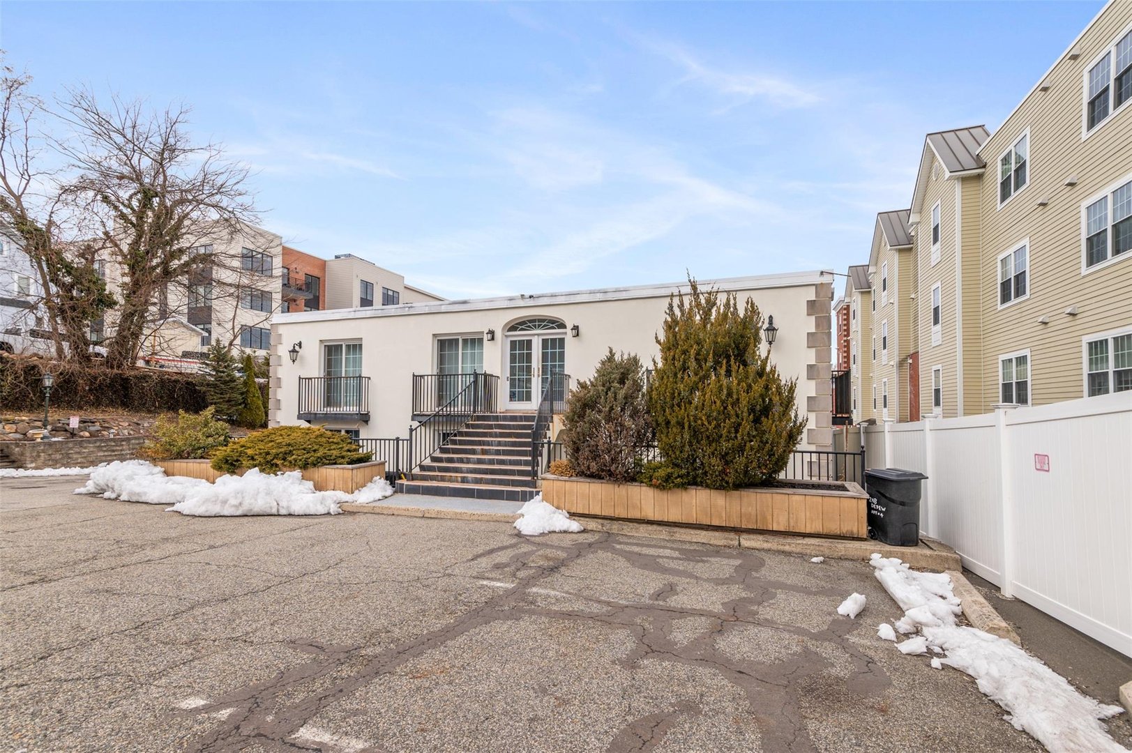 267 Main Street Photo 16