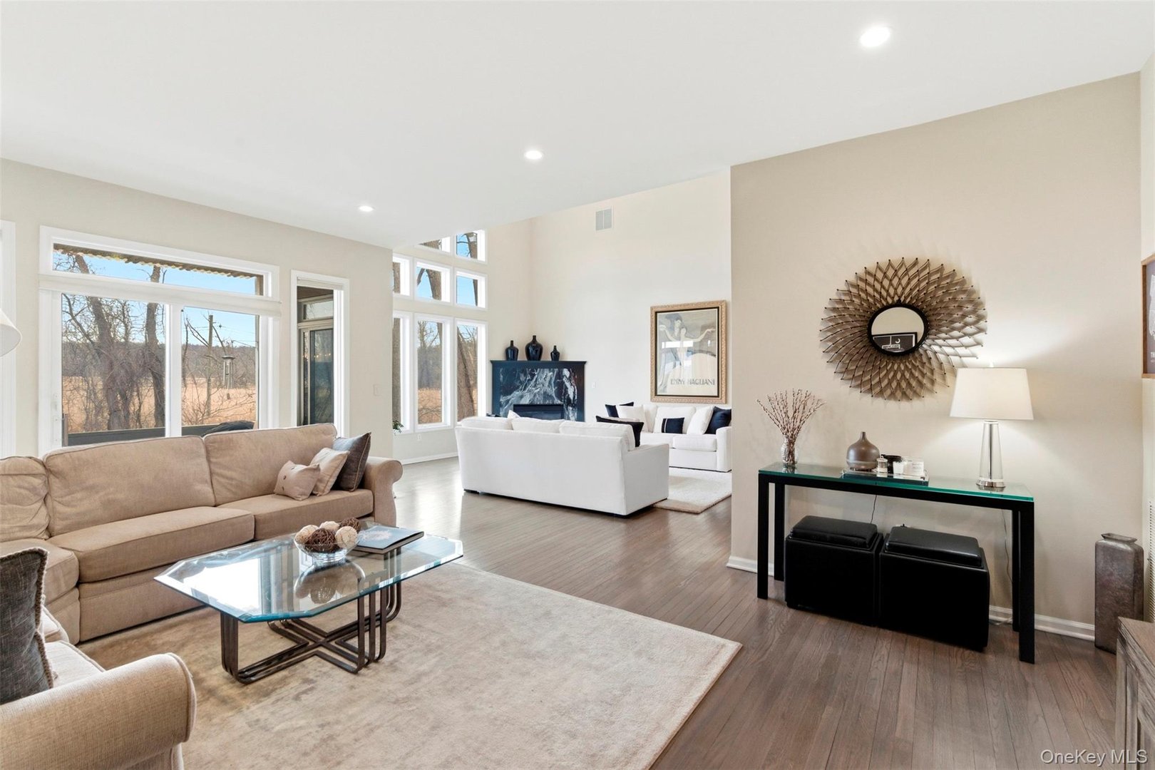 403 Gair Street Photo 4