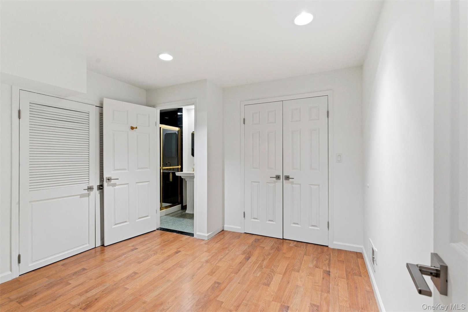 306 Gair Street Photo 29