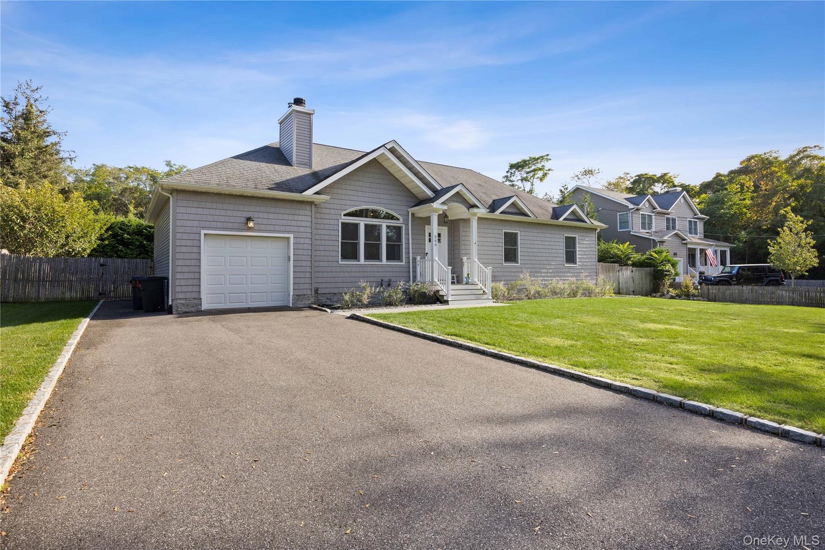 380 Homestead Way Photo 4