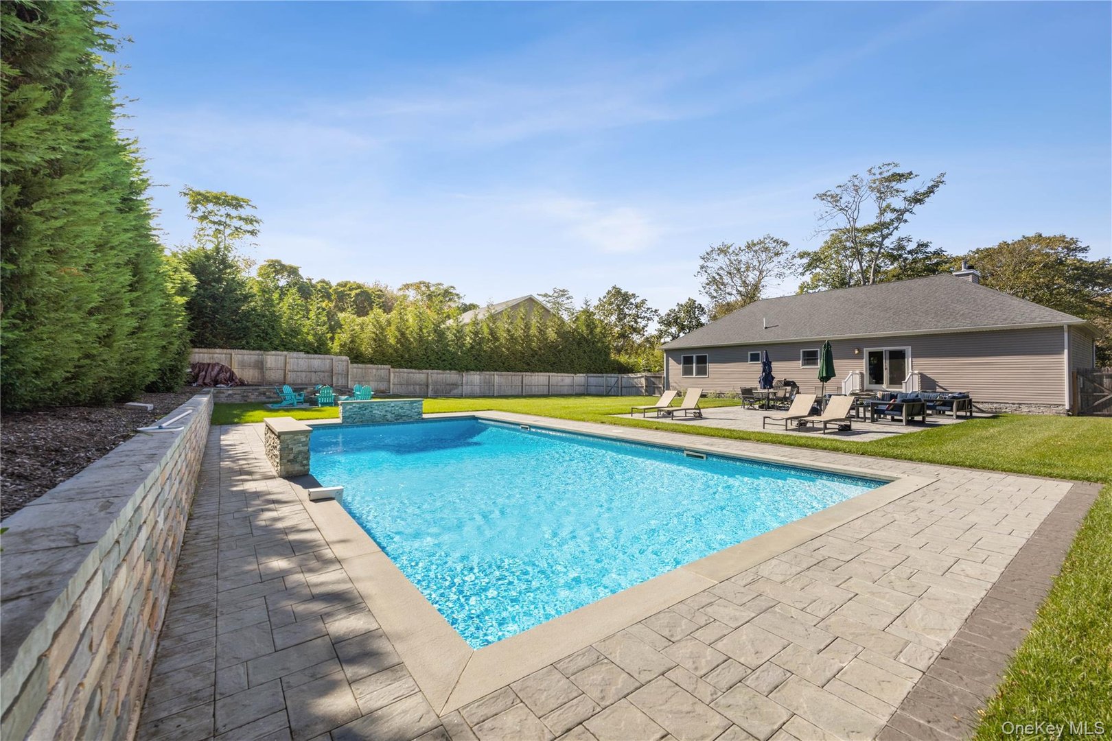 380 Homestead Way Photo 35