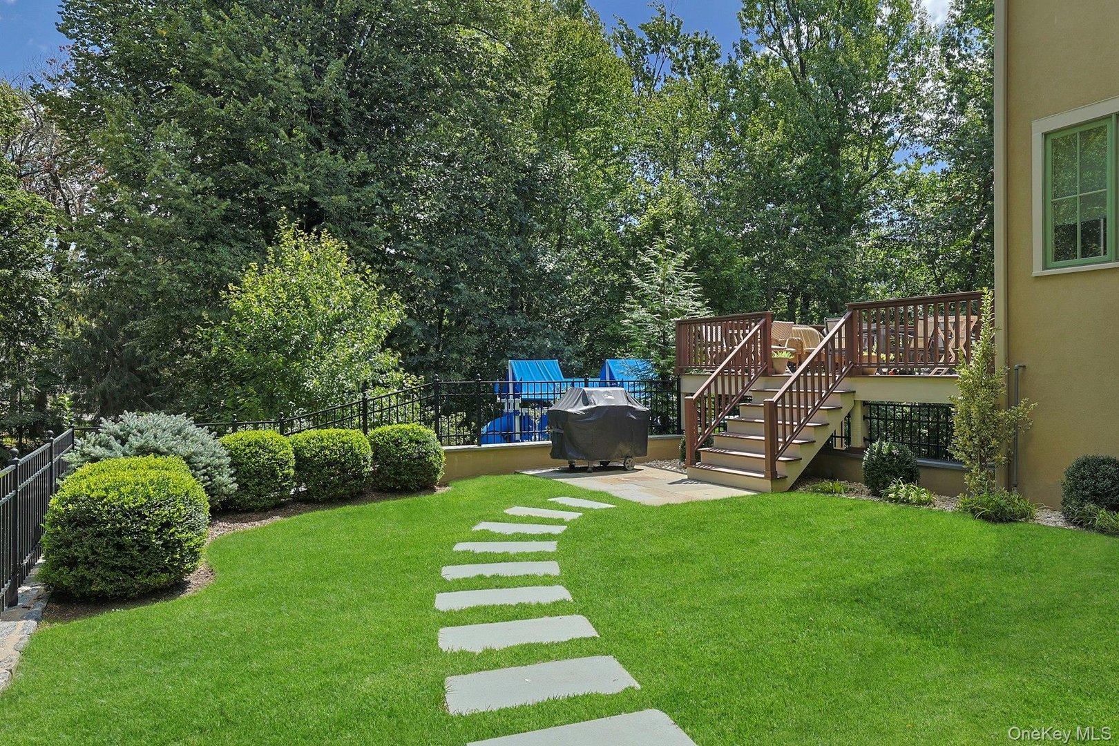 27 Dearman Close Photo 37