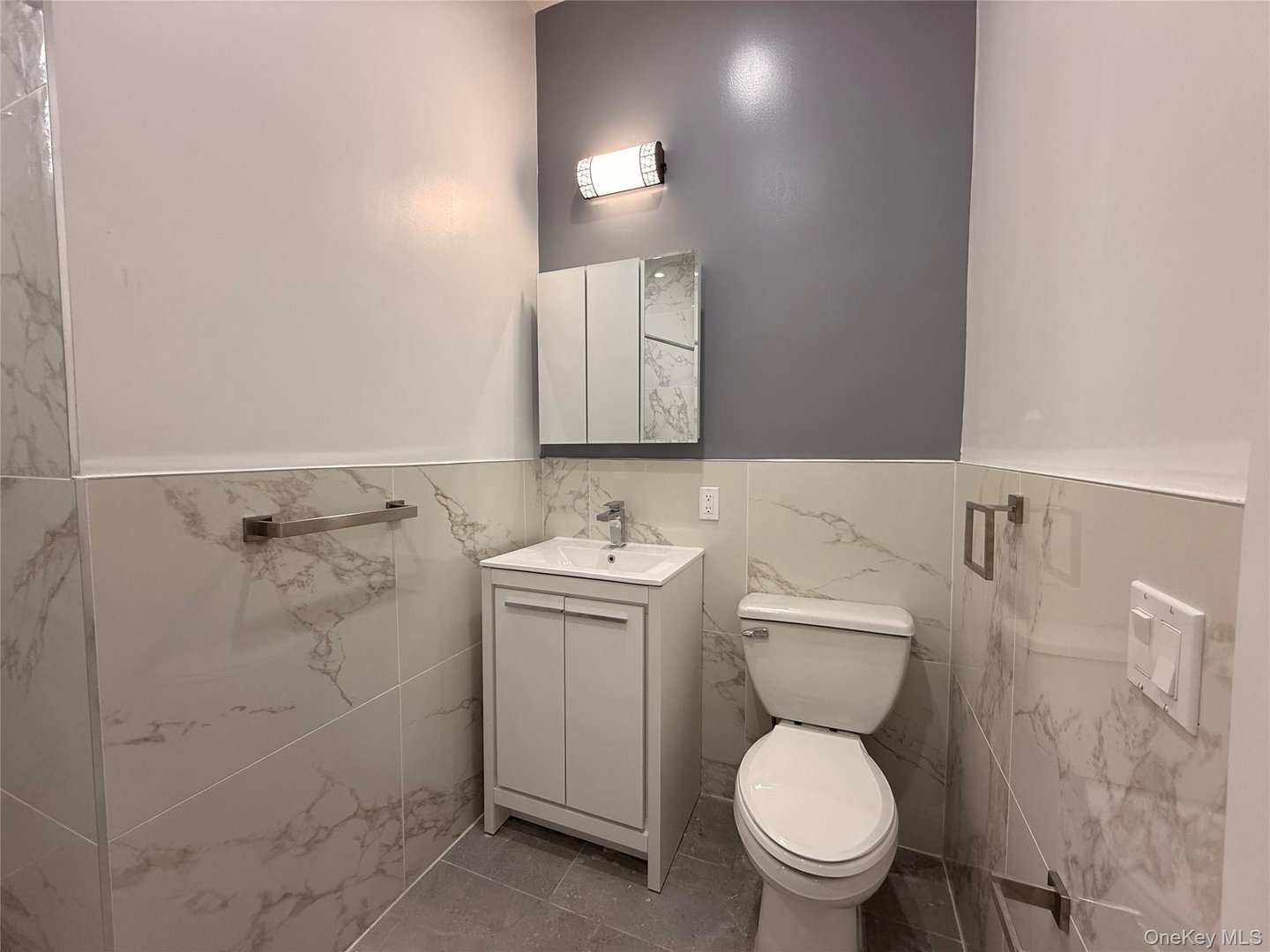 222 Primrose Avenue #2 Photo 10