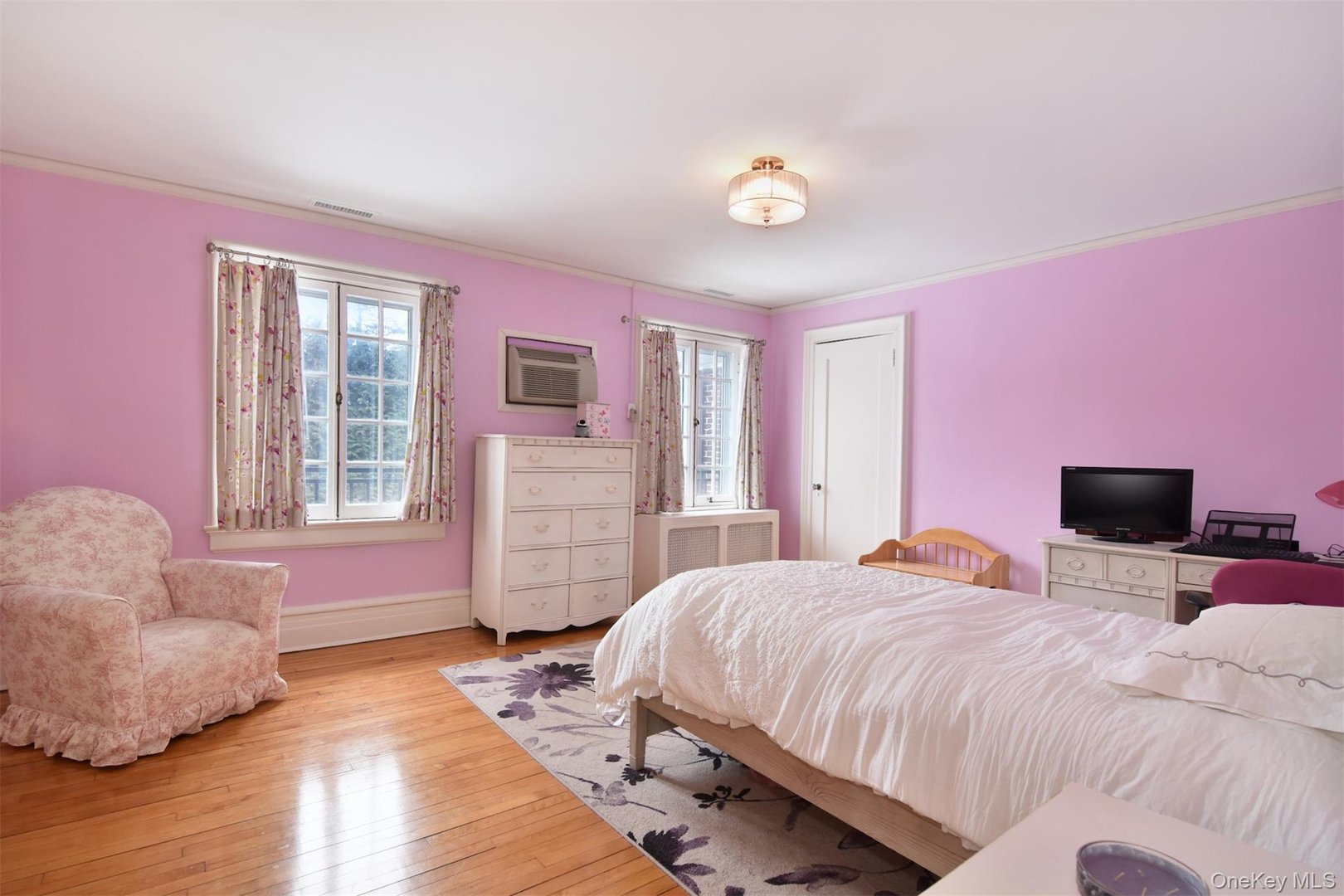 4610 Boston Post Road Photo 24