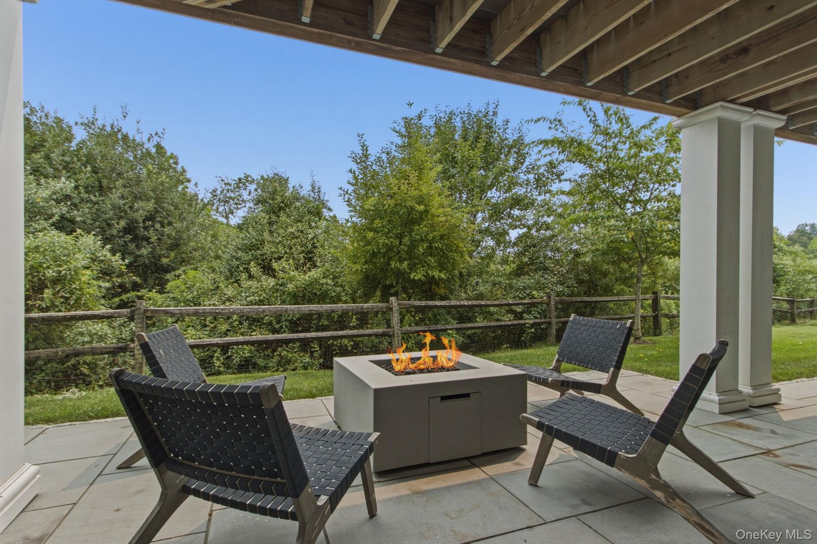 4 Primrose Lane Photo 44