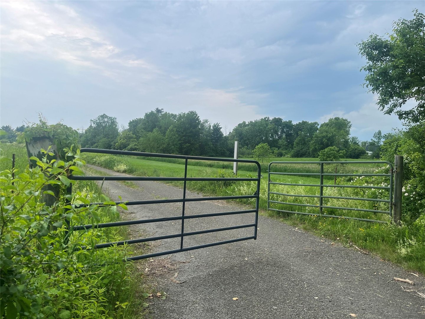 School House Rd Schoolhouse Photo 2